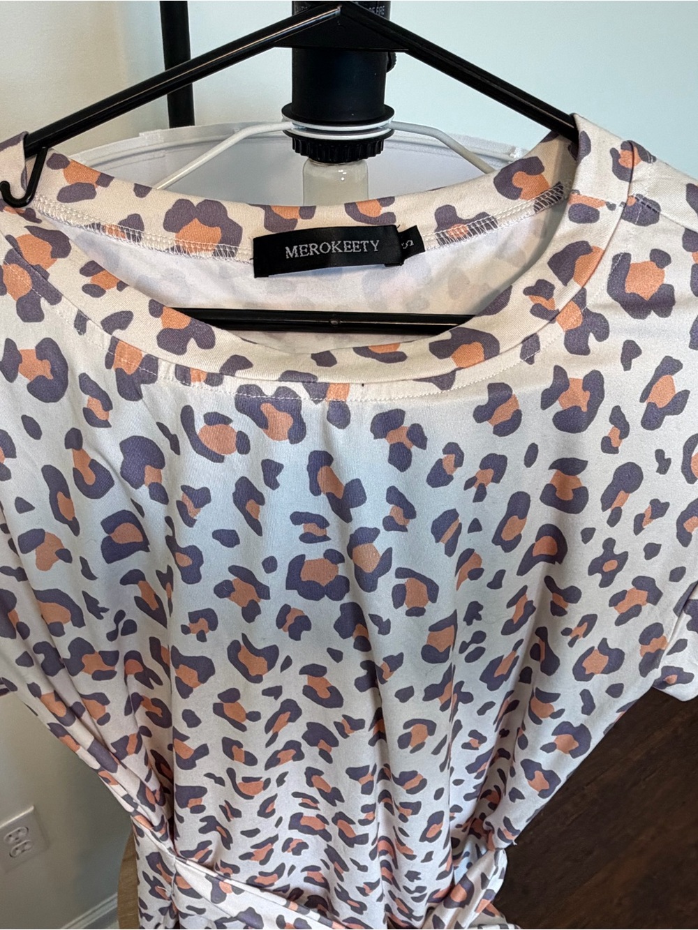 Women’s Leopard Print Tie-Waist Dress in Beige and Brown - Picture 6 of 6